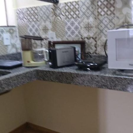 Apartamento Loft em local tranquilo, com garagem compartilhada a dois quarteirões do centro histórico, 15 min de Tiradentes São João del Rei Exterior foto